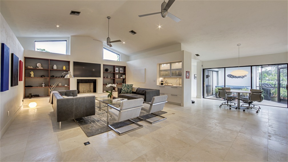 Listing# 10 Property Photo